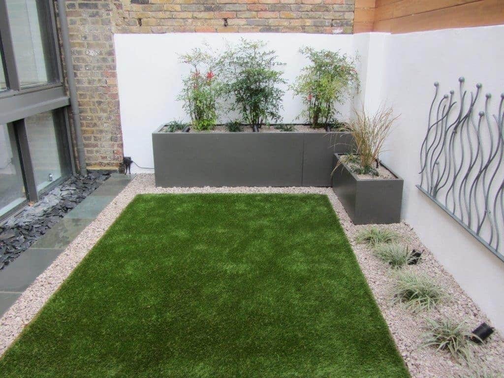Artificial lawn