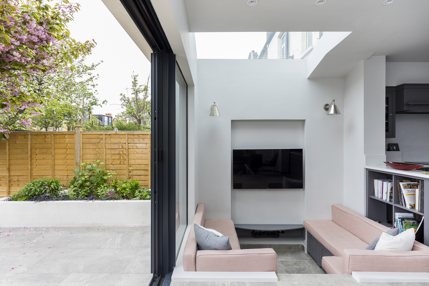 </p> <p>Find your ideal home design pro on designfor-me.com - get matched and see who's interested in your home project. Click image to see more inspiration from our design pros</p> <p>Design by Daniel, architect from Hackney, London</p> <p>#architecture #homedesign #modernhomes #homeinspiration #extensions #extensiondesign #extensioninspiration #extensionideas #houseextension #slidingdoors #skylights #rooflights </p> <p>