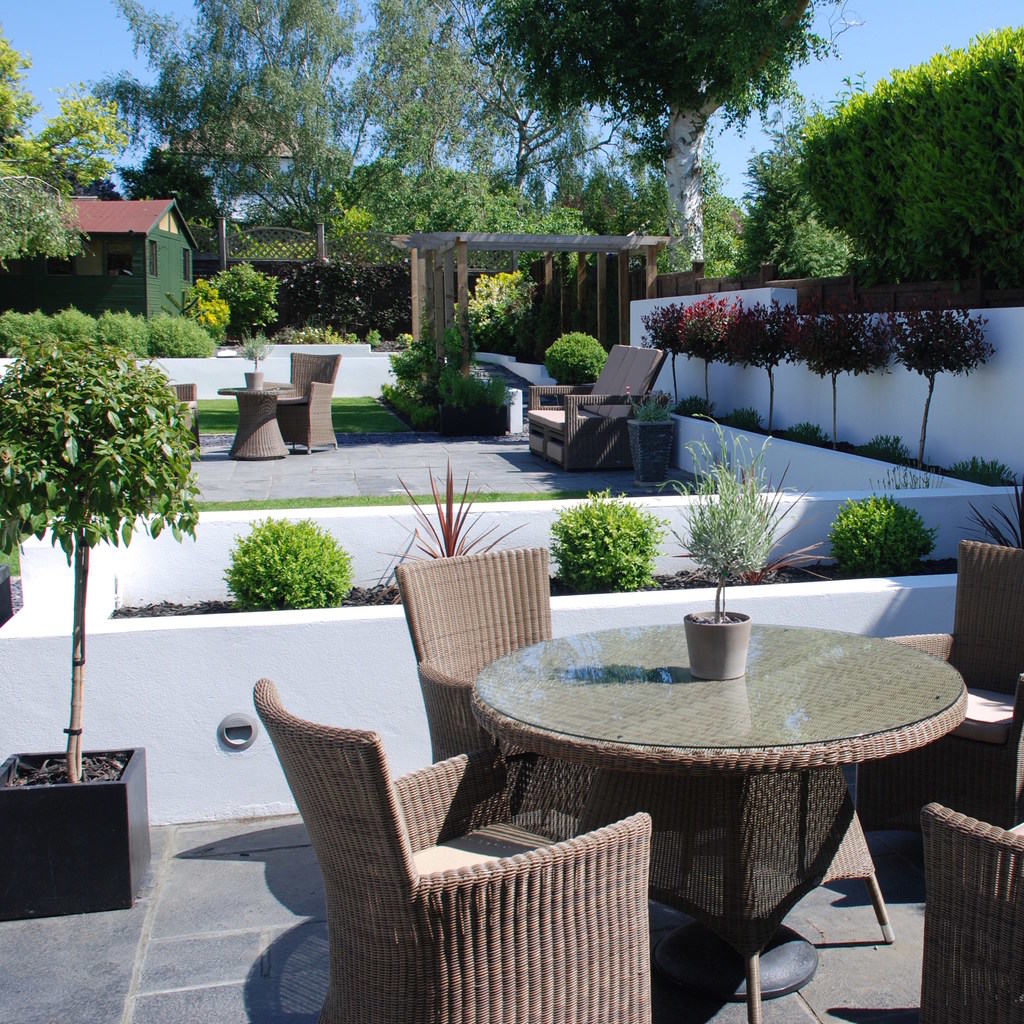 wicker garden chairs